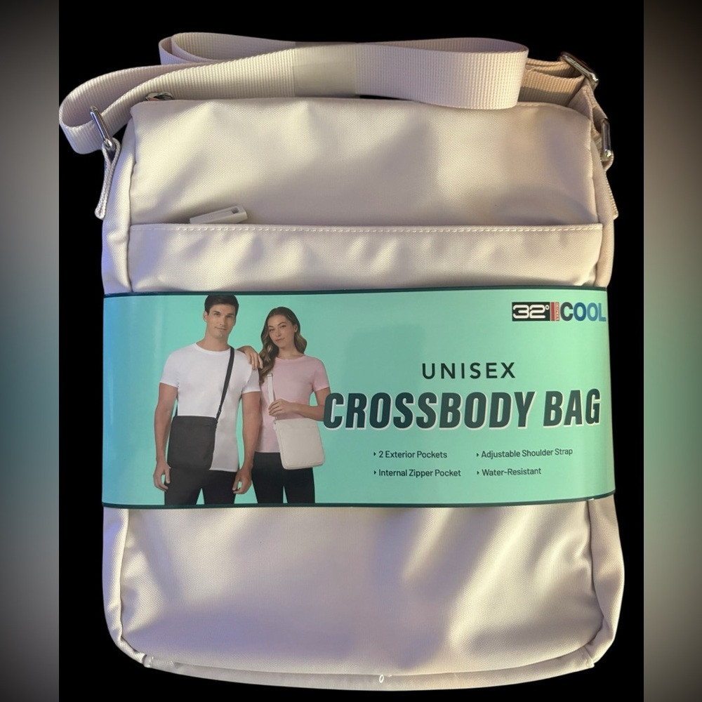 32 Degrees Cream Messenger Bag NWT